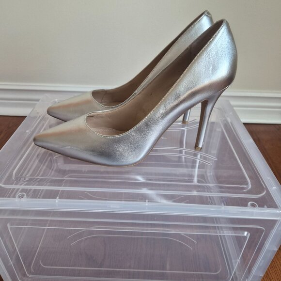 White House Black Market Silver Pumps, Leather, Size 8 1/2 - Picture 3 of 12